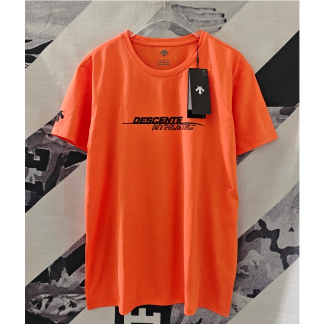 <p>DESCENTE 短袖T恤</p>