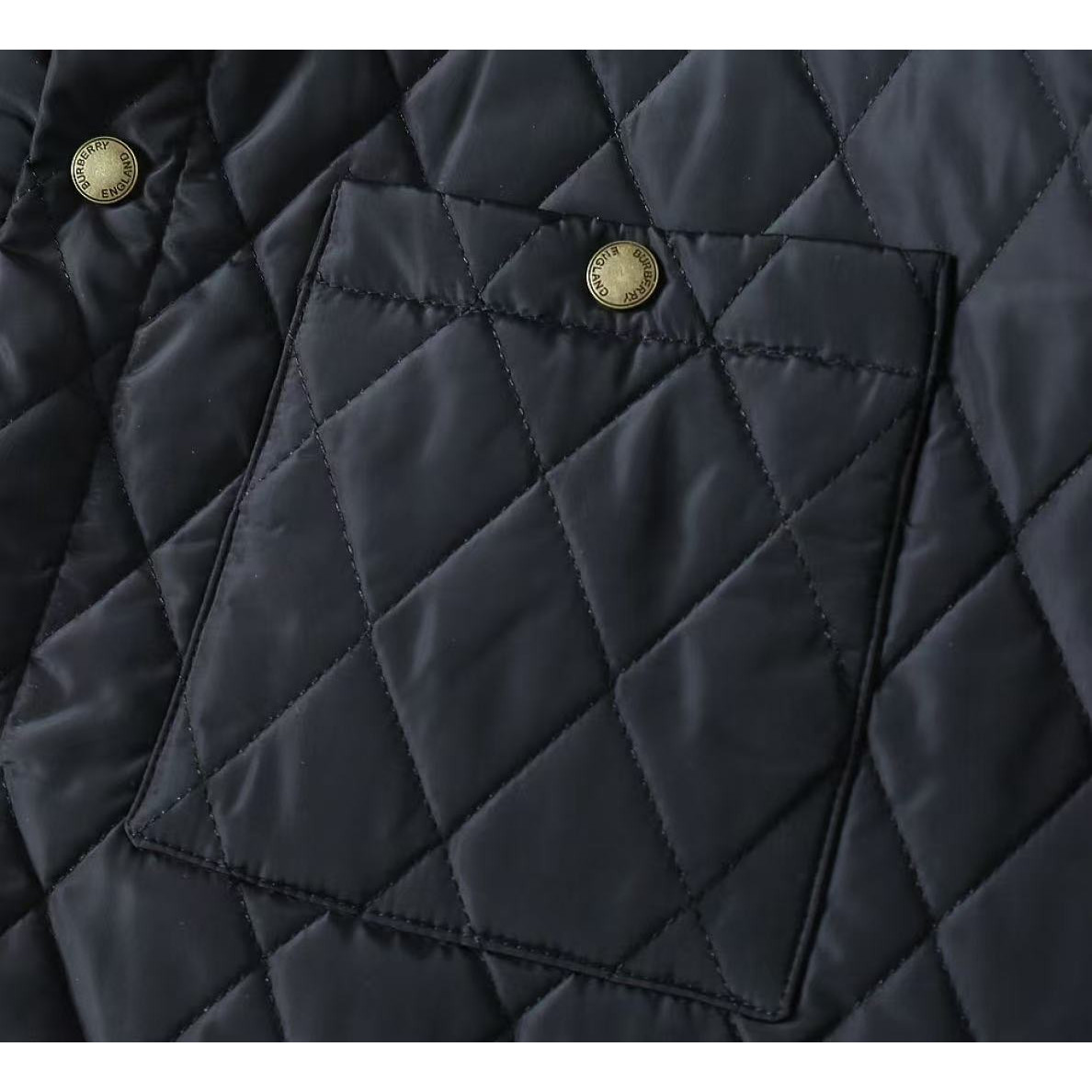 <p>BURBERRY 加厚棉服外套(黑)</p>