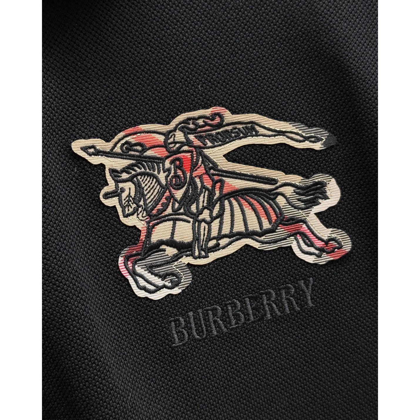 <p>BURBERRY 短袖翻领polo衫(黑)</p>