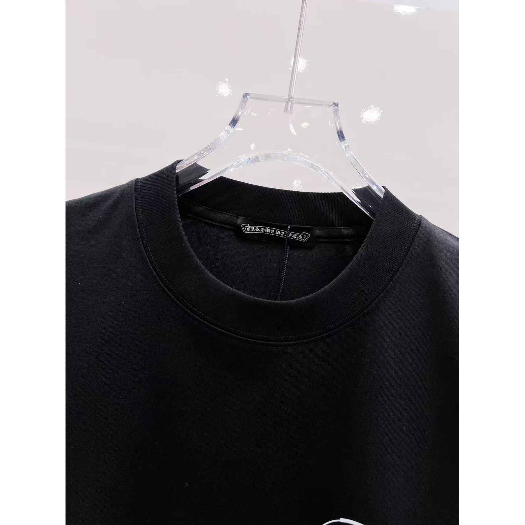 <p>CHROME HEARTS 短袖圆领T恤(黑)</p>