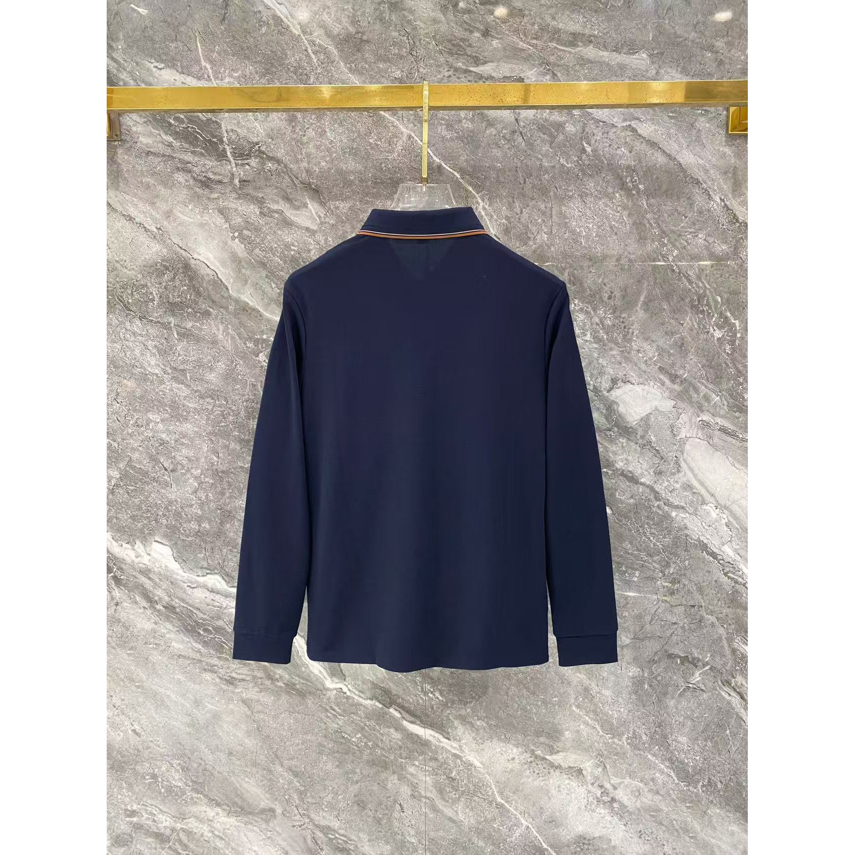 <p>Prada 秋冬长袖Polo(783009)</p>