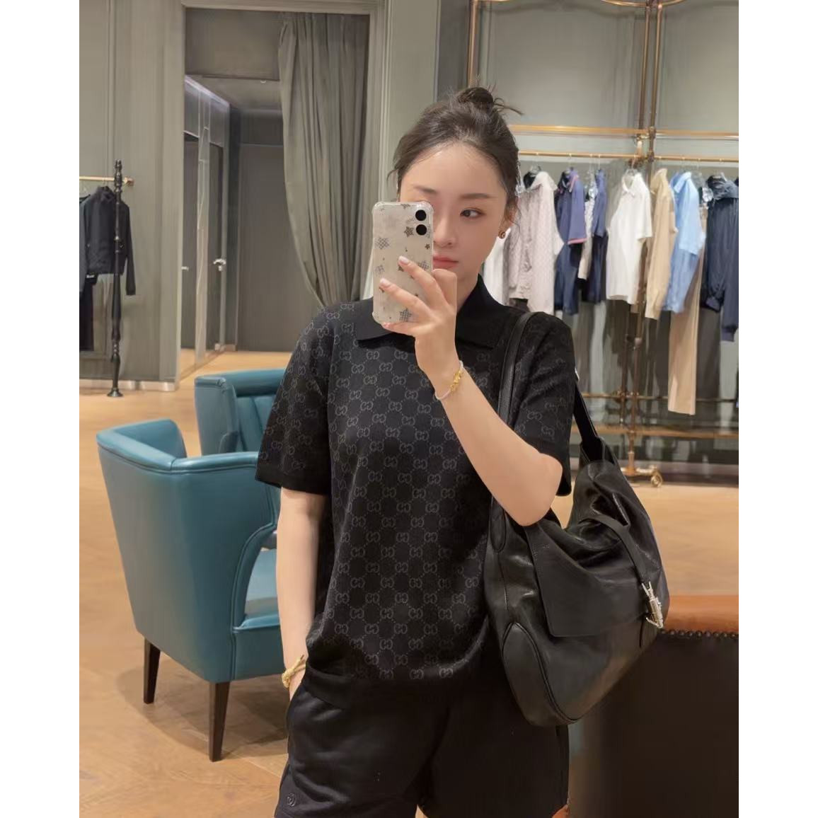 <p>GUCCI 宽松经典图案polo(783039)&nbsp;</p>