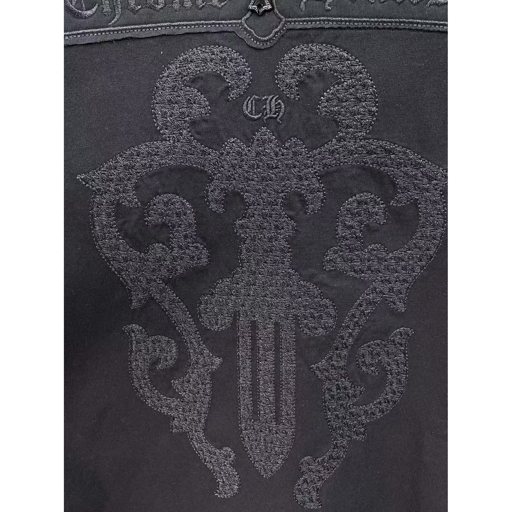 <p>CHROME HEARTS&nbsp;专柜新款短袖T恤(黑)</p>