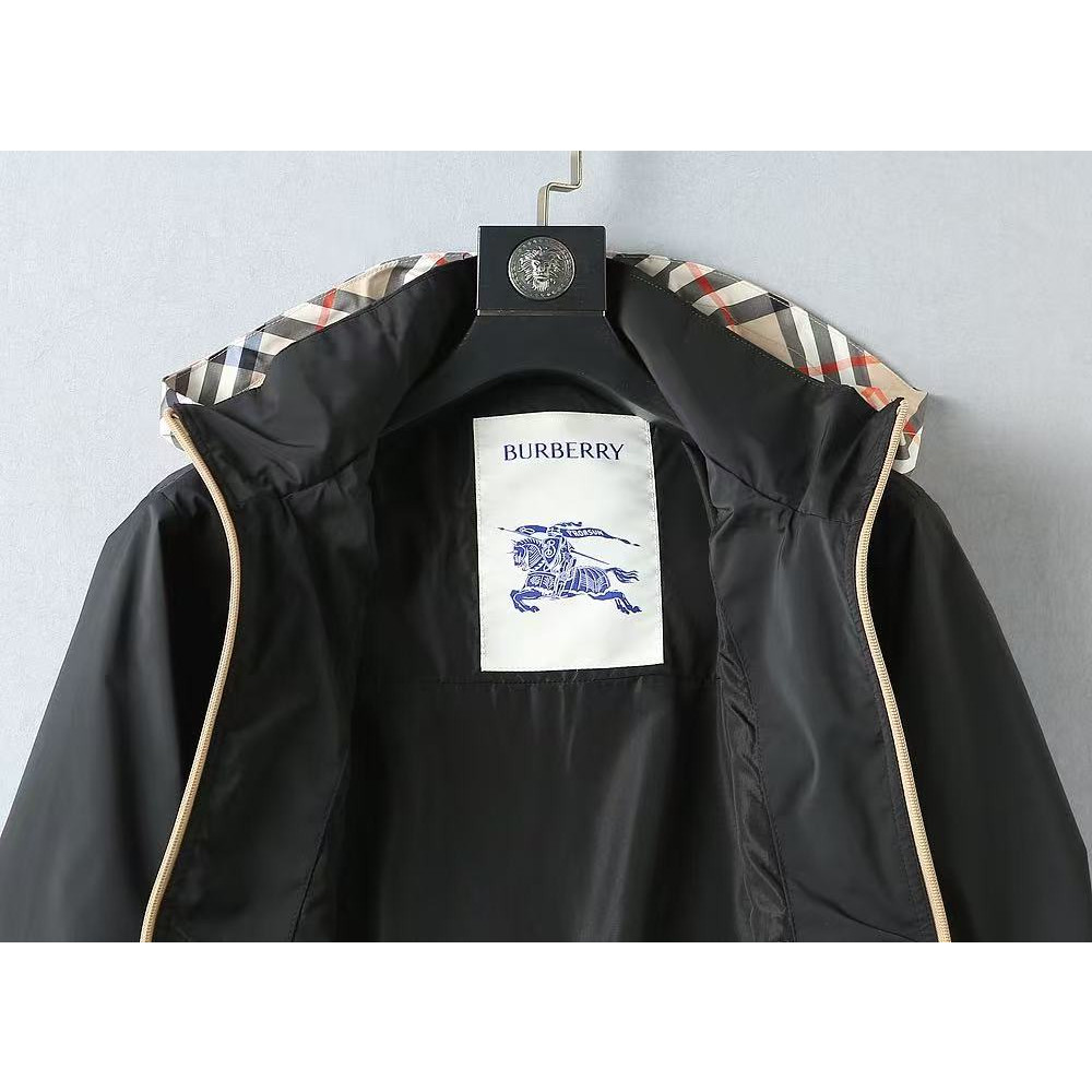 <p>BURBERRY 男士夹克外套(黑)</p>