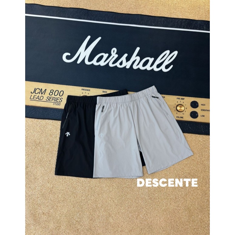 <p>DESCENTE 五分運動短褲</p>