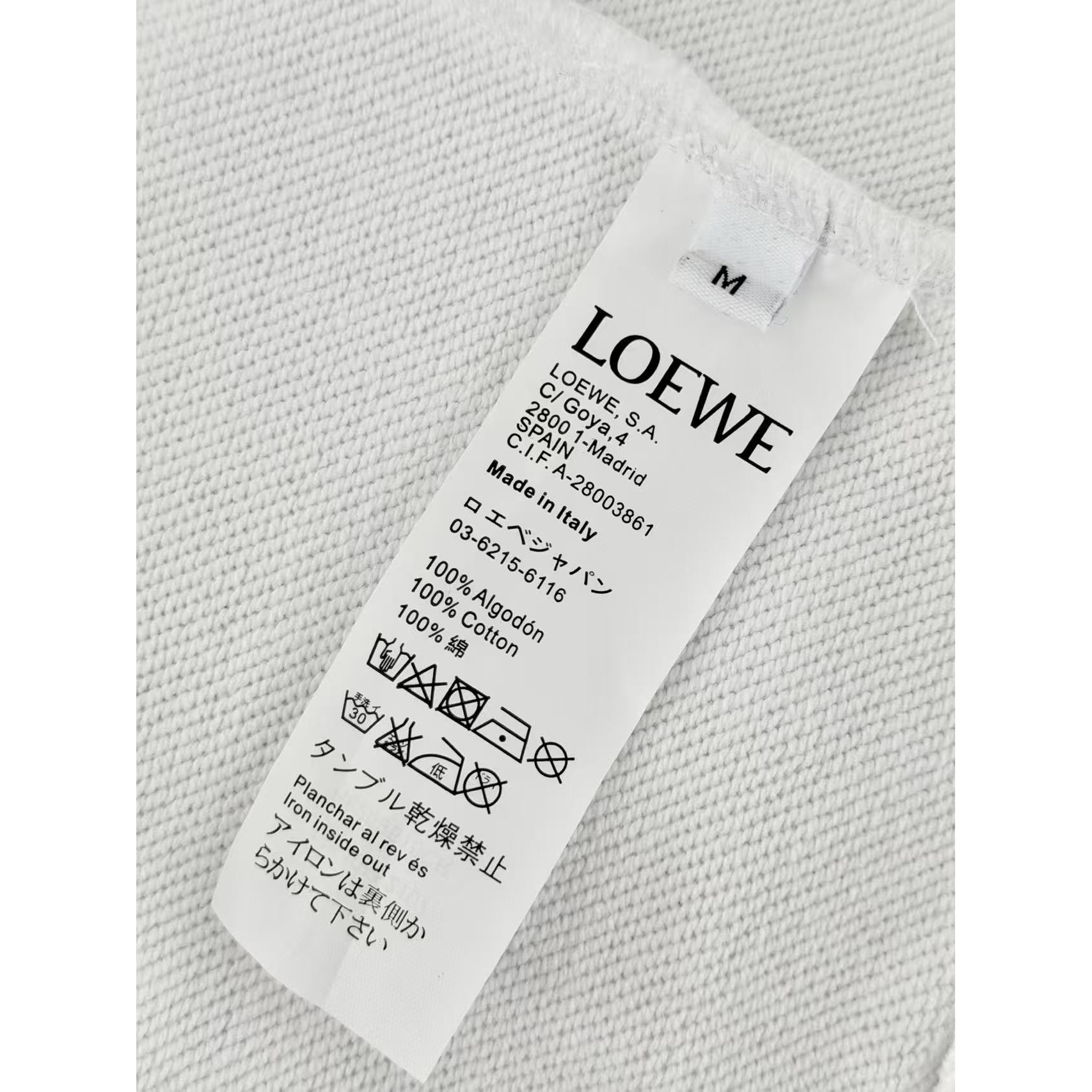 <p>LOEWE&nbsp;圆领卫衣(白)</p>