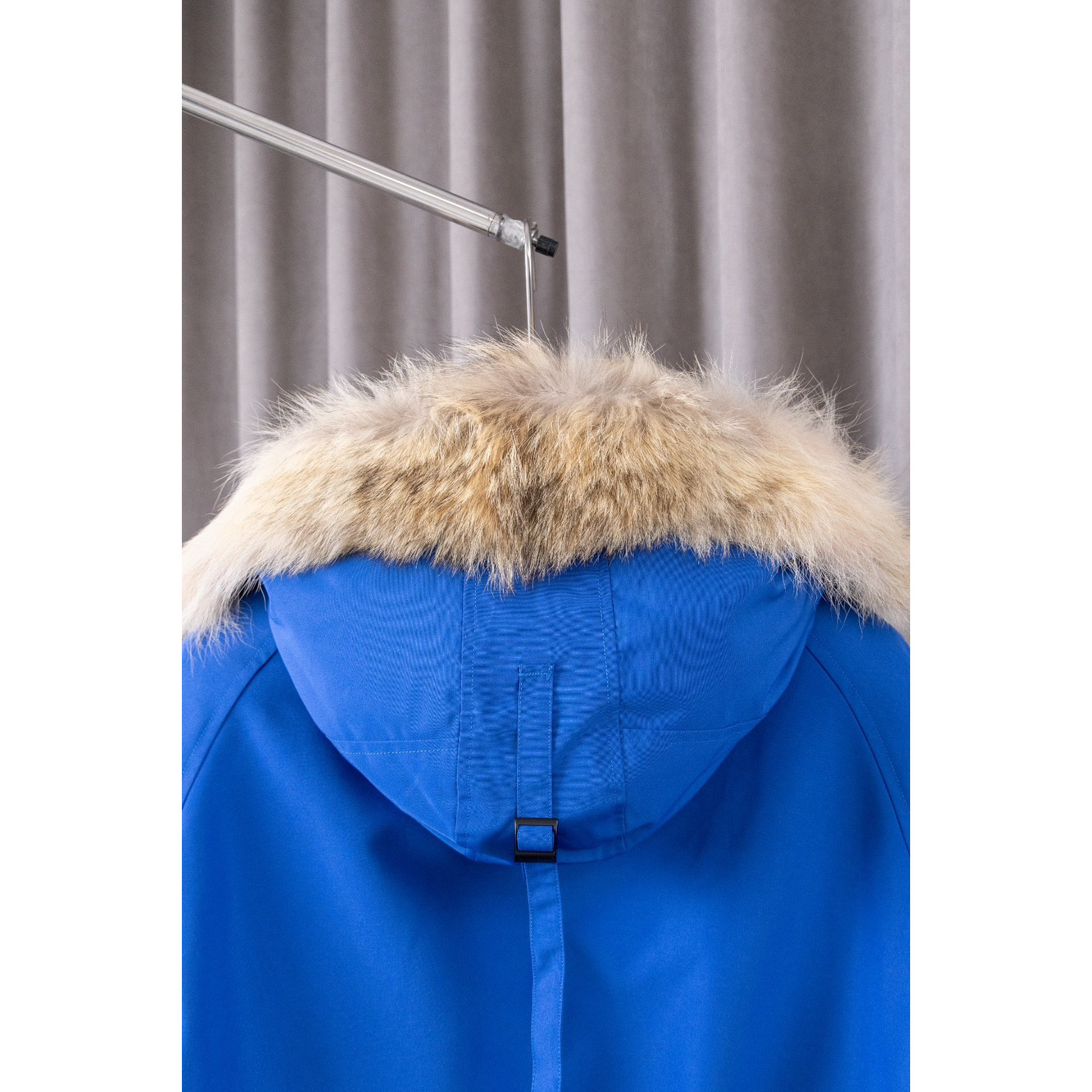 <p>Canada Goose 01款 Chilliwack Bomber 飞行员羽绒服(海军蓝&nbsp;)</p>