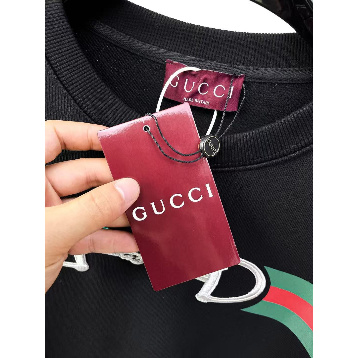 <p>GUCCI 圆领卫衣(黑)</p>