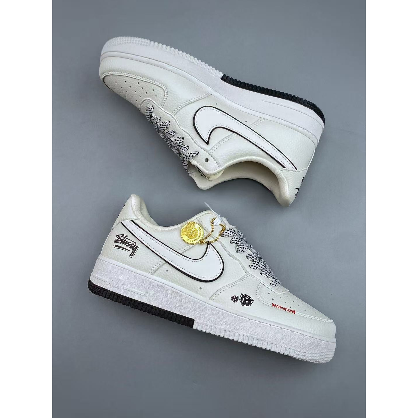 <p>Nike Air Force1 07 low &nbsp;联名款(白)</p>