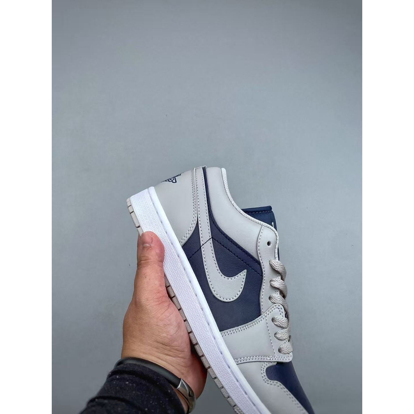 <p>K版 Nike AIR JORDAN 1LOW G &nbsp;AJ1 休闲板鞋</p>