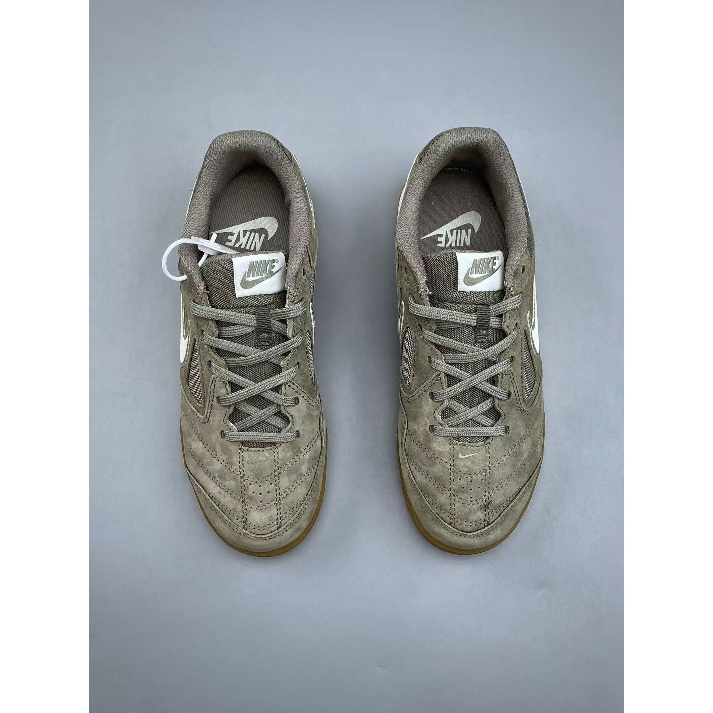 <p>NIKE GATO 低帮生活休闲鞋(軍綠)</p>