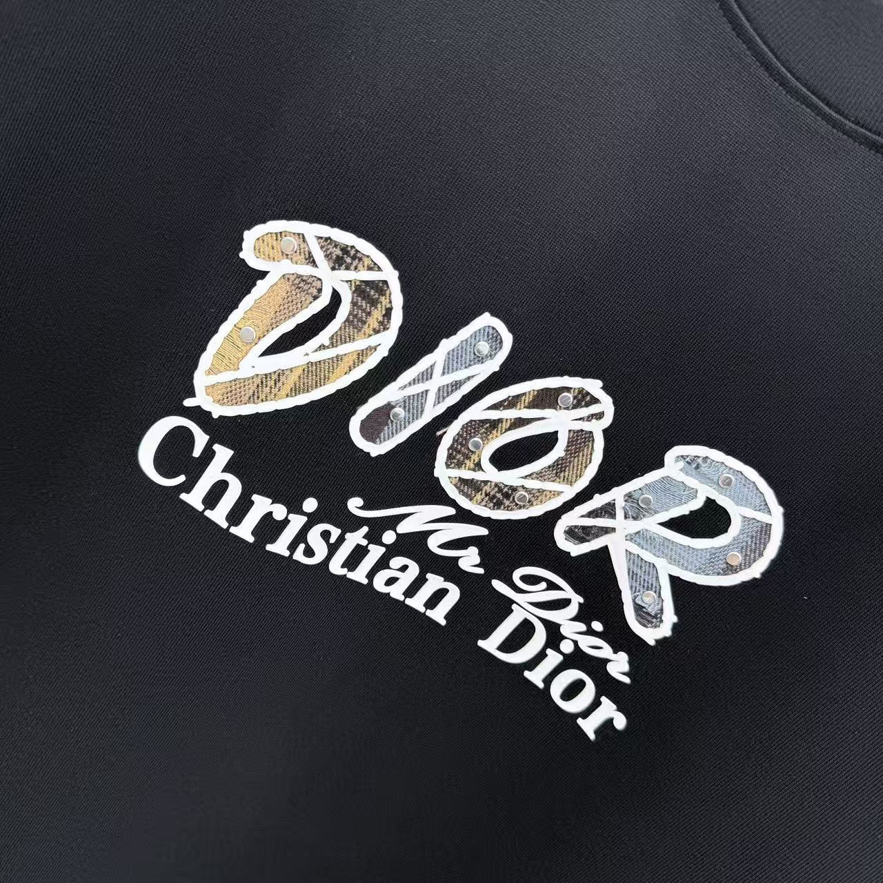 <p>DIOR 圓領T恤</p>
