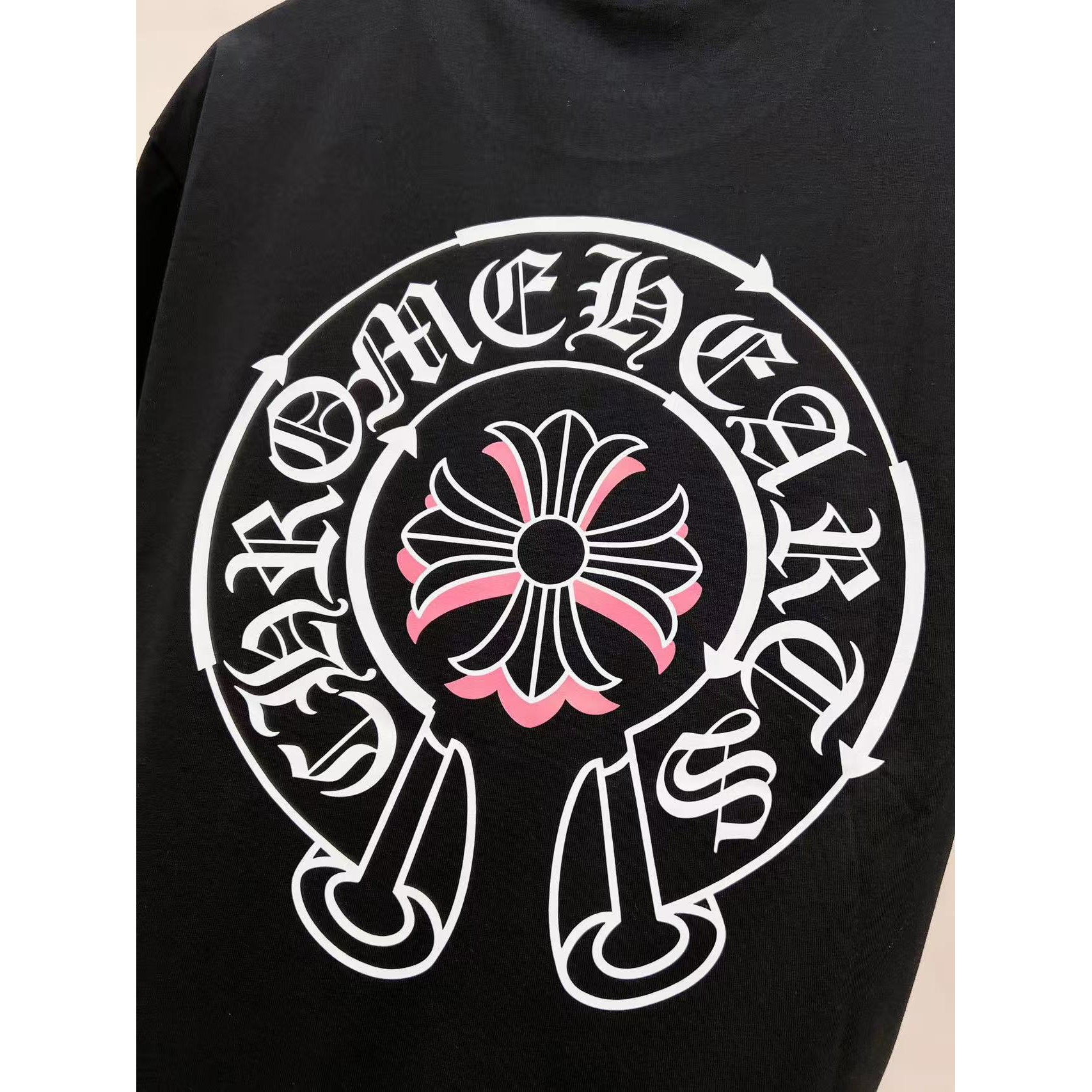 <p>CHROME HEARTS 个性印花标识短袖t恤(黑)</p>