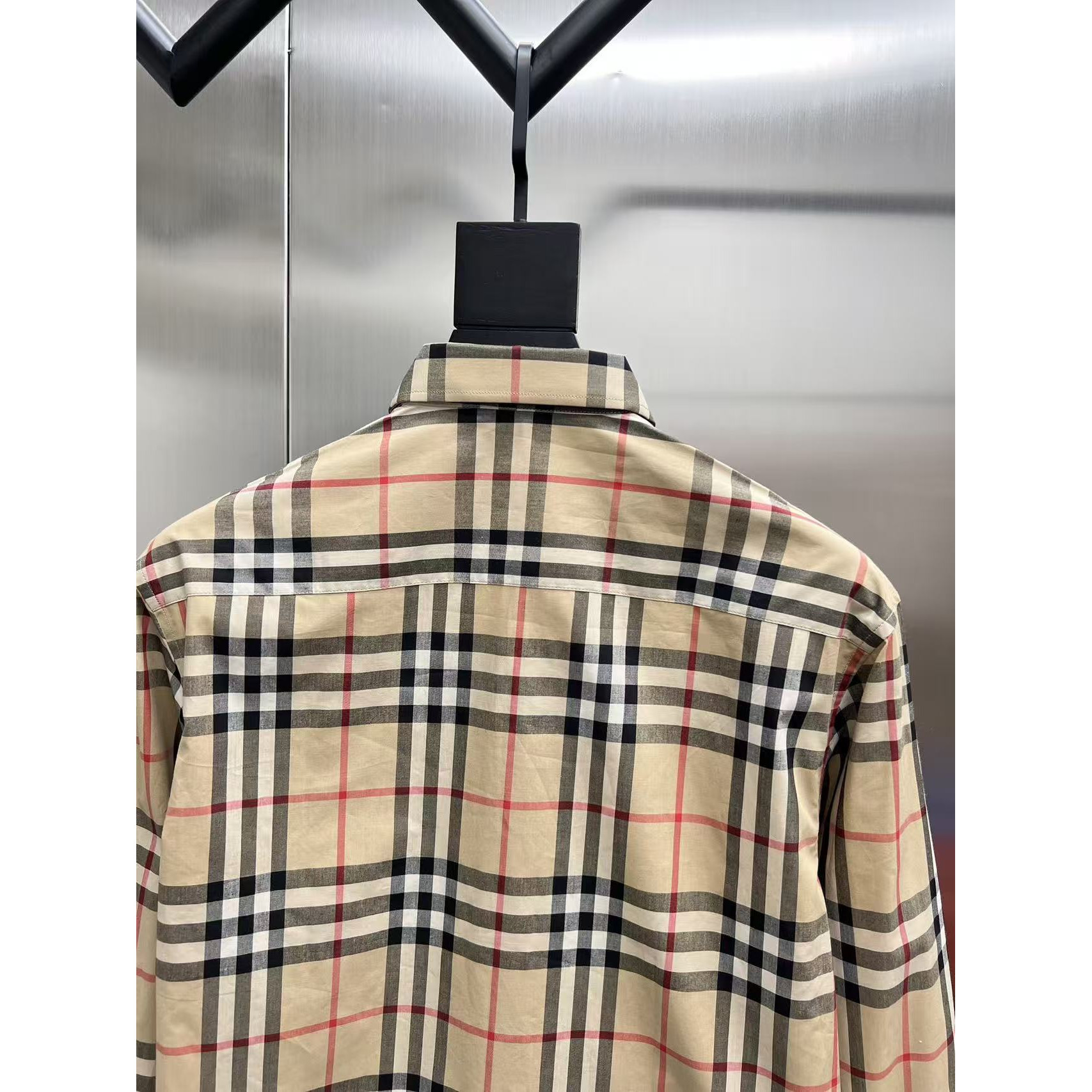 <p>Burberry 长袖衬衫(783230)</p>