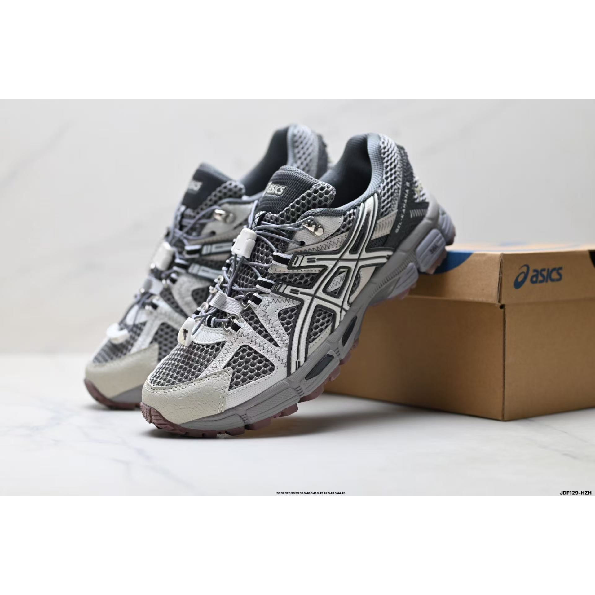 <p>Asics Gel-Kahana 8 FL&nbsp; 经典户外跑鞋(灰)</p>