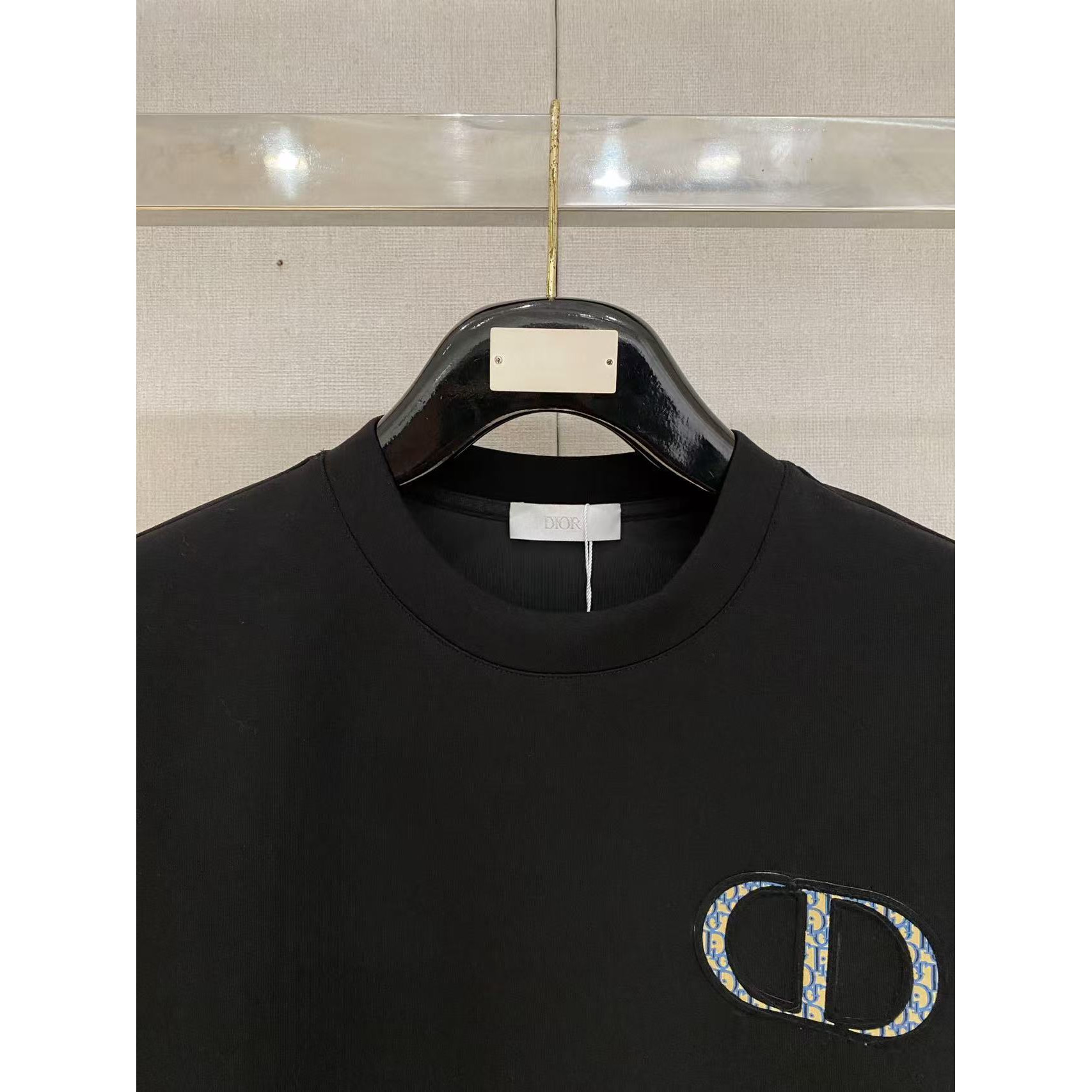 <p>DIOR 太空棉卫衣(黑)</p>