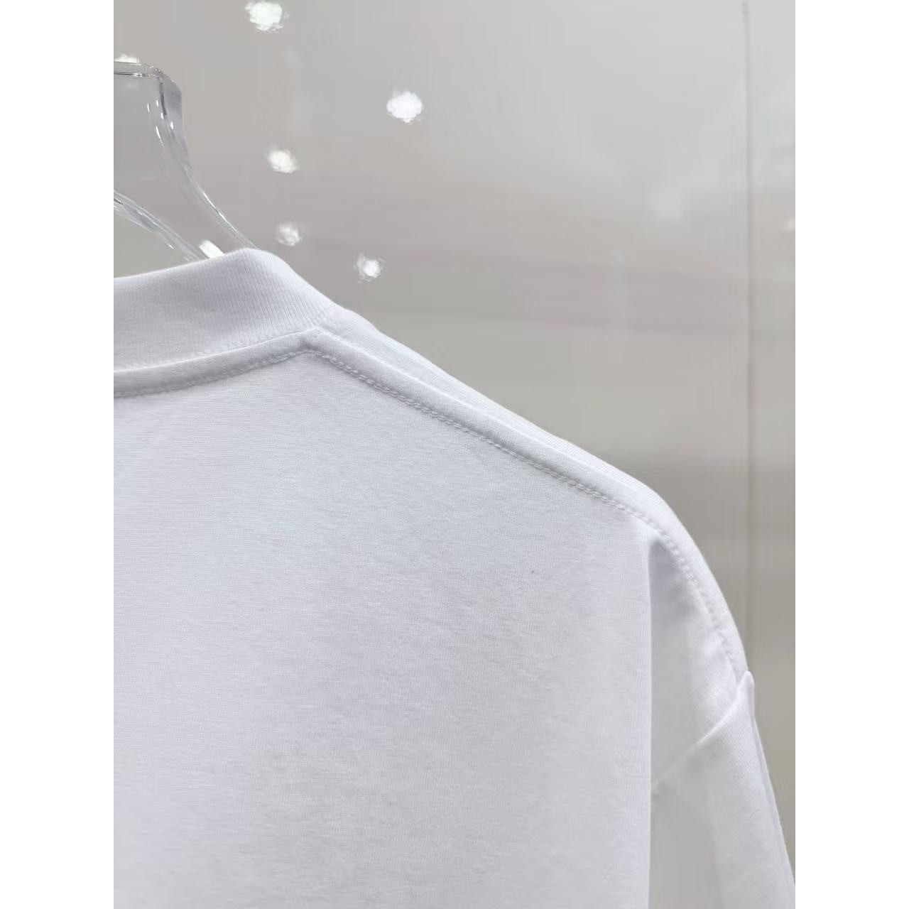 <p>&nbsp;BURBERRY 战马字母短袖t恤(白)&nbsp;</p>