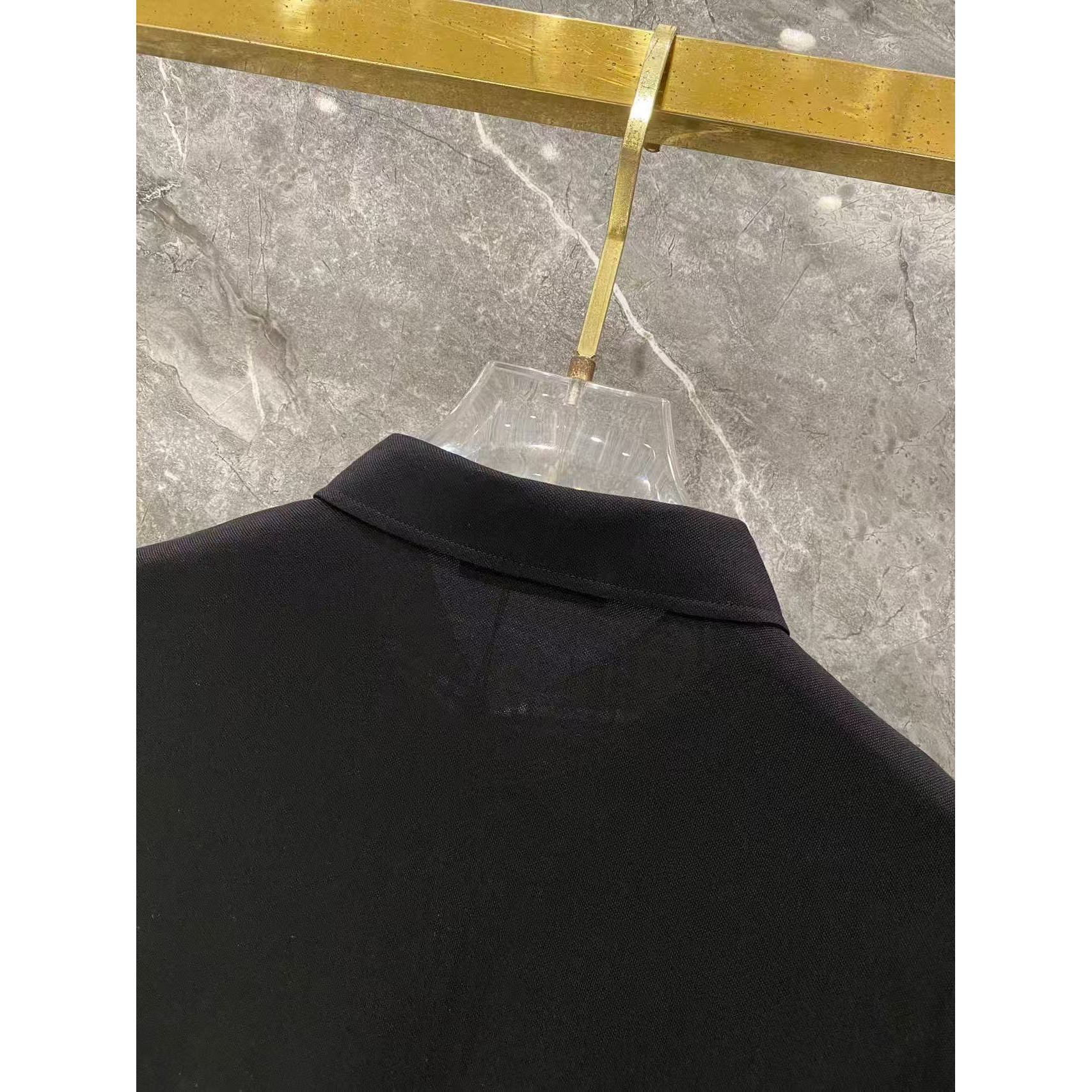 <p>Burberry 秋冬长袖Polo(782979)</p>