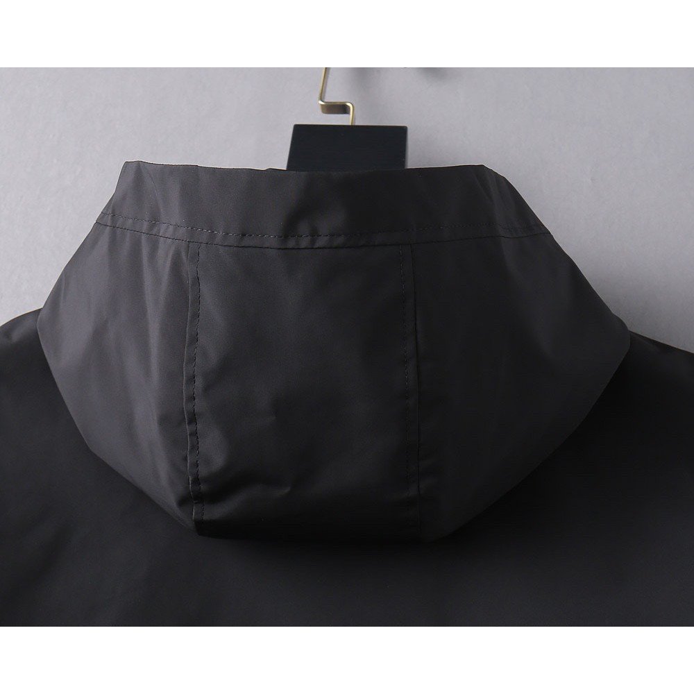 <p>Arc'teryx 新款男士夹克外套</p>