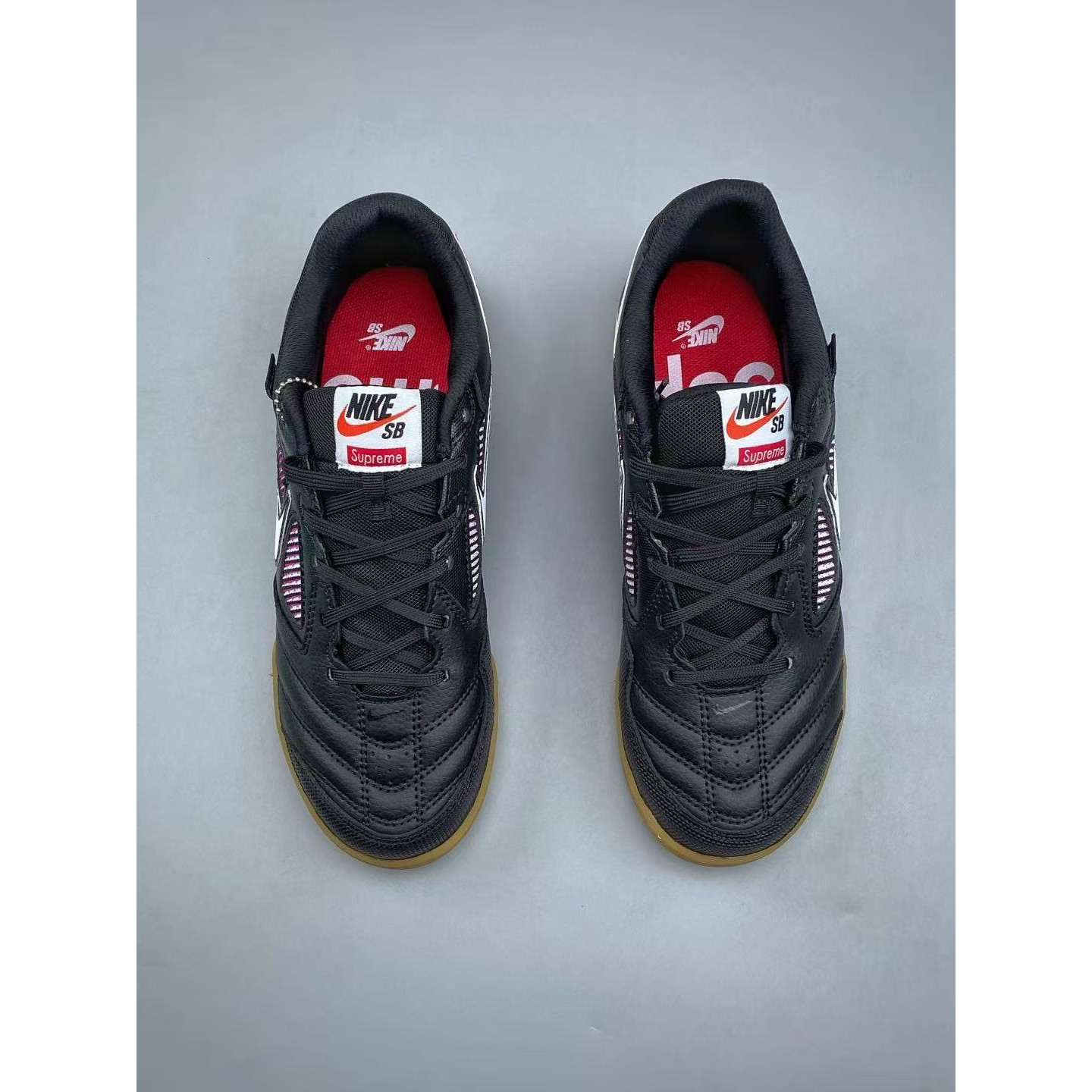 <p>NIKE GATO 低帮生活休闲鞋(紫色)</p>