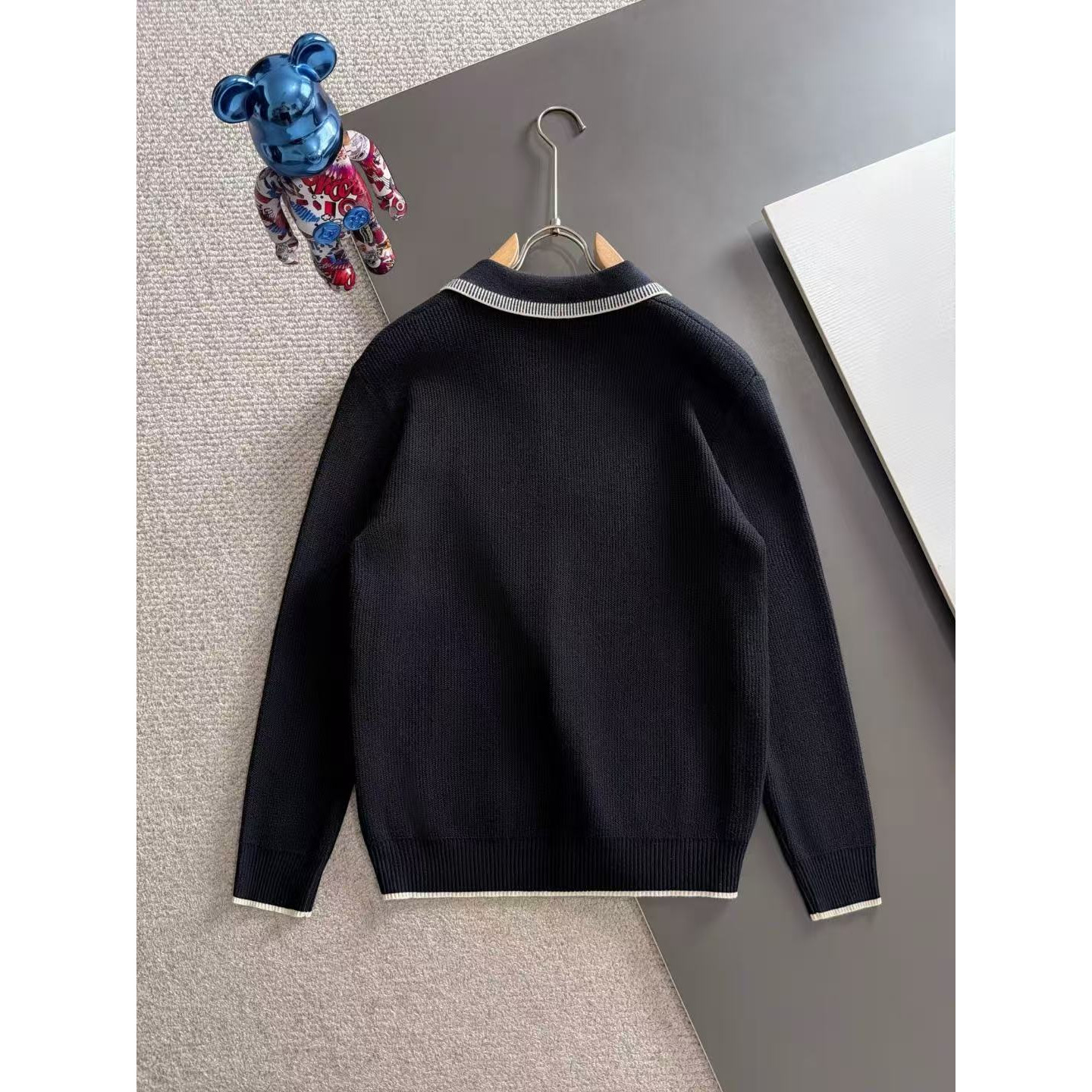 <p>MONCLER&nbsp;秋冬官网最新毛衣(黑)</p>