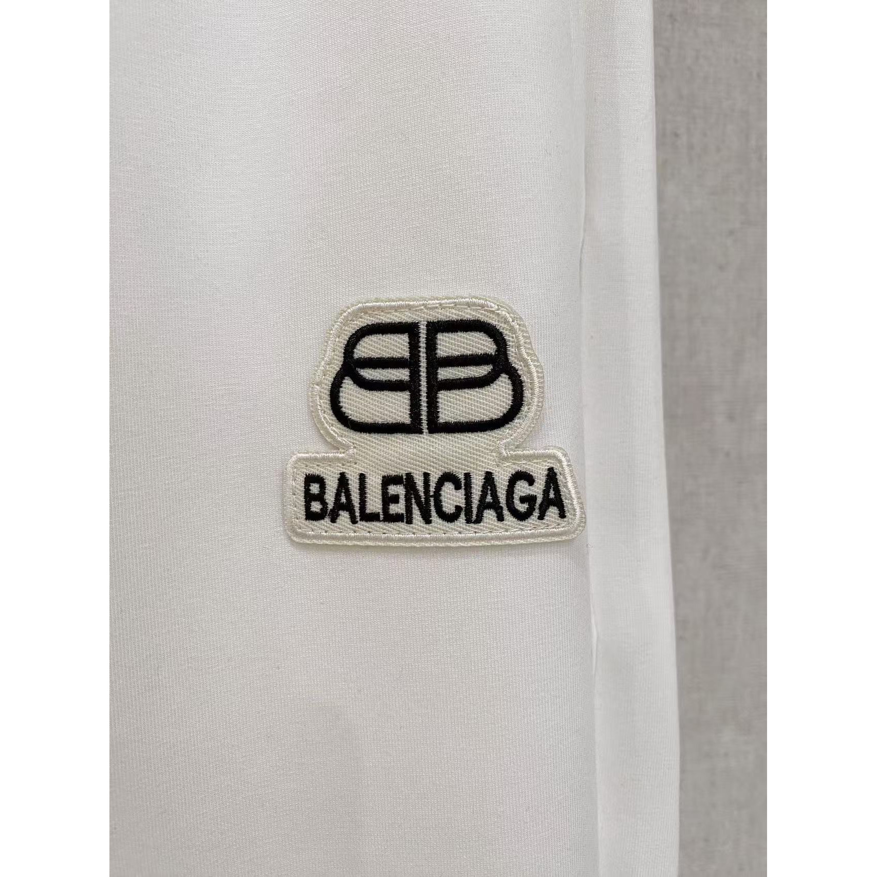 <p>Balenciaga 男士长裤(782443)</p>