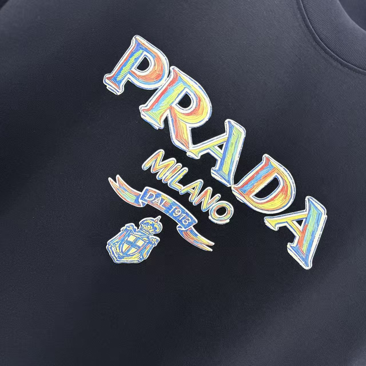 <p>Prada 圓領T恤</p>
