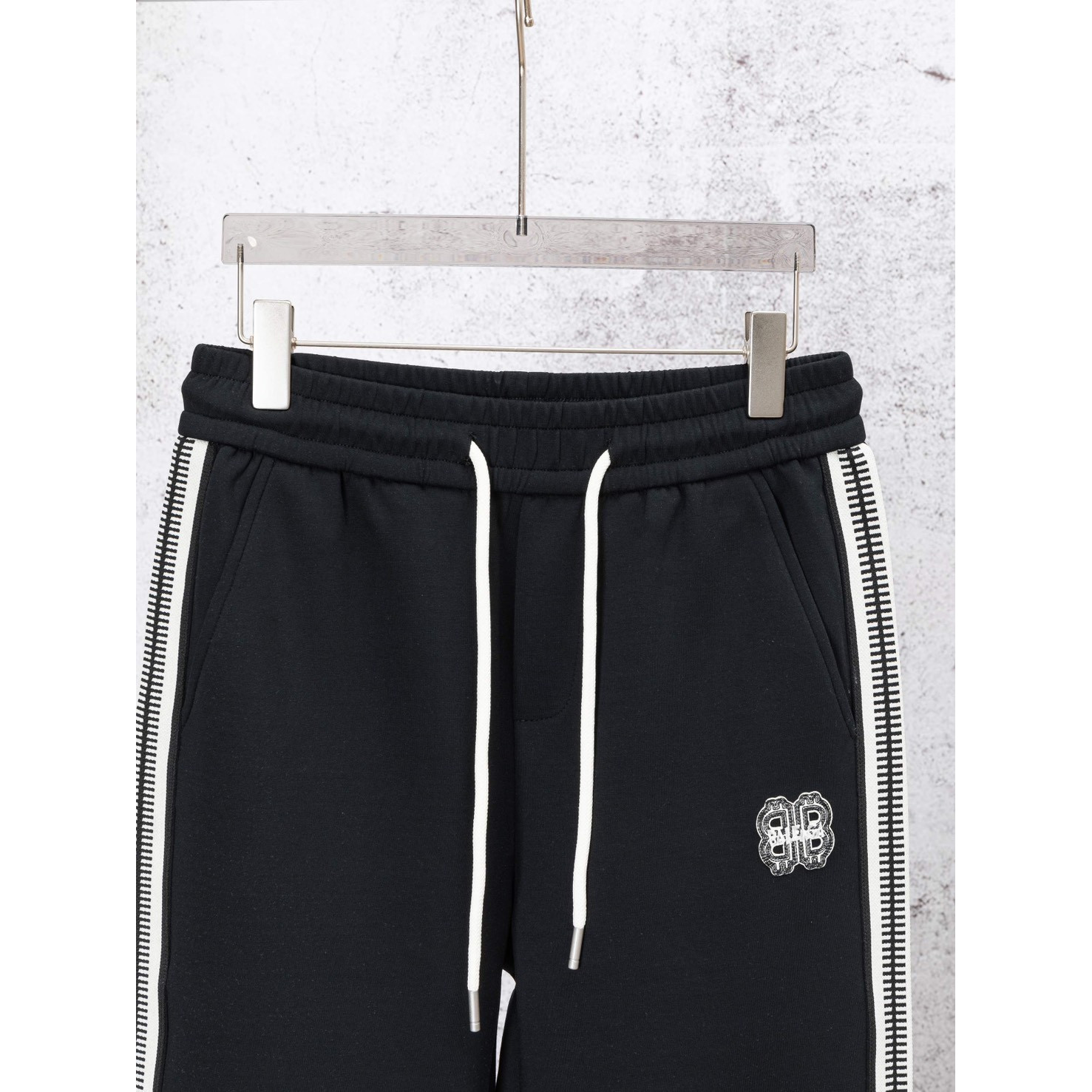 <p>Balenciaga 直筒休閒褲(黑色)</p>