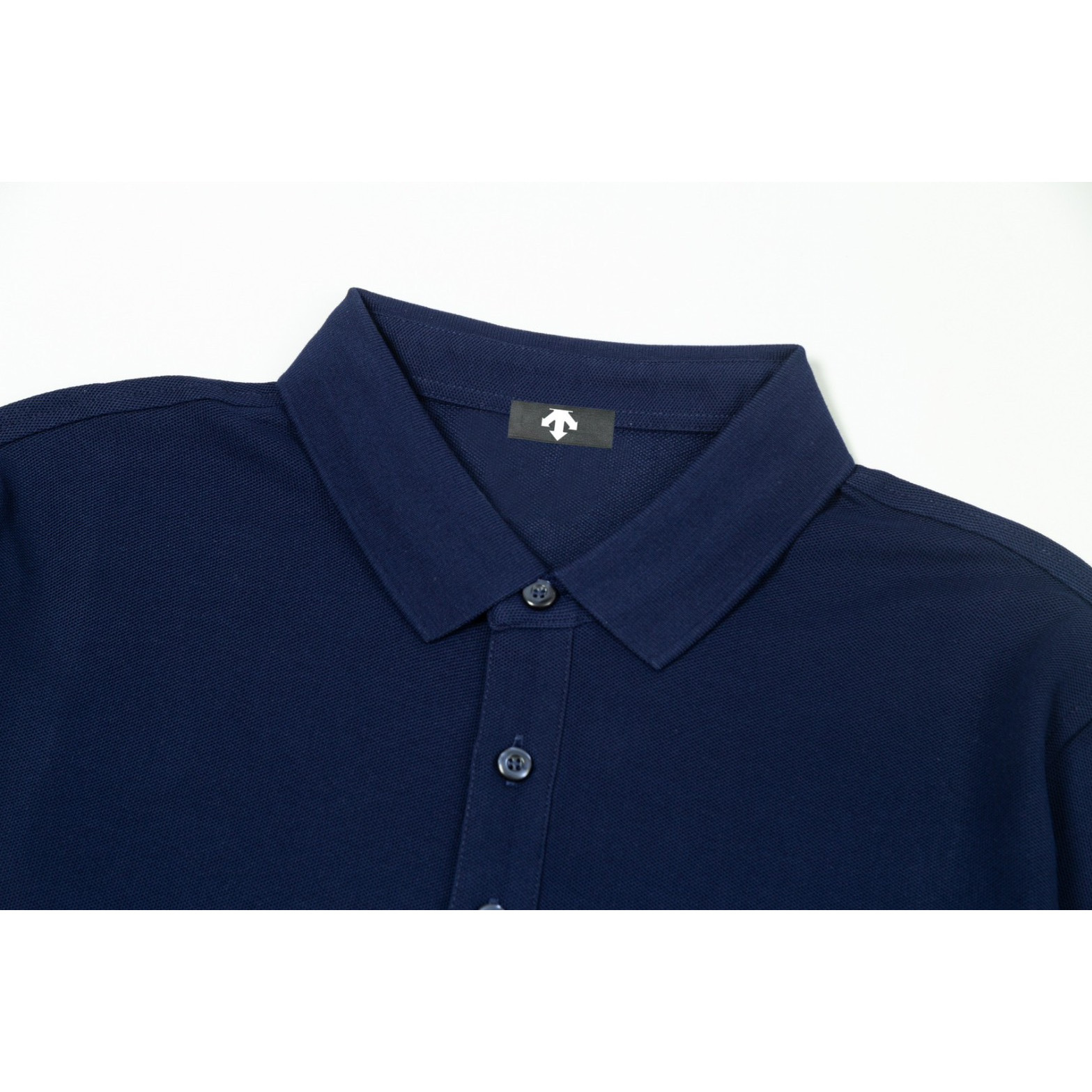 <p>Descente 男士高端珠地棉休闲长袖POLO衫(藏藍)</p>