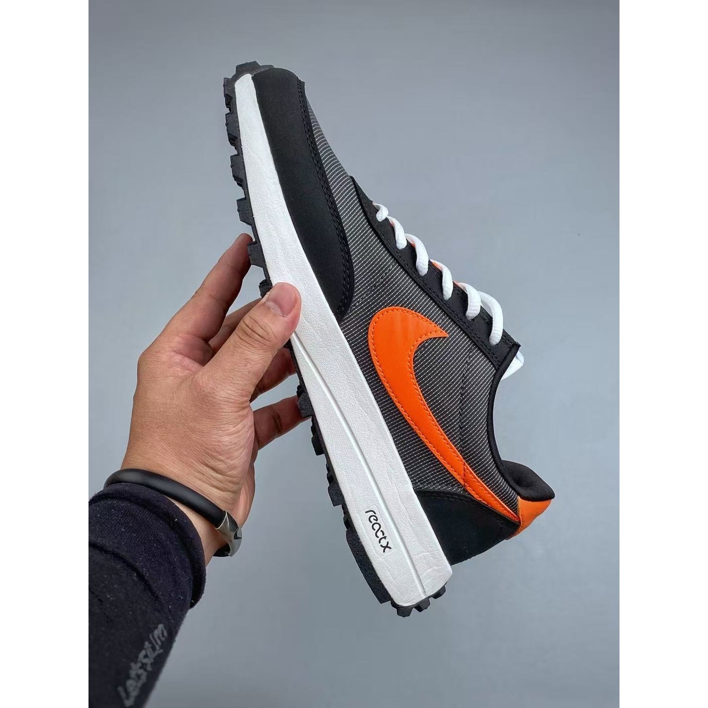 <p>Nike 越野跑鞋(黑)</p>