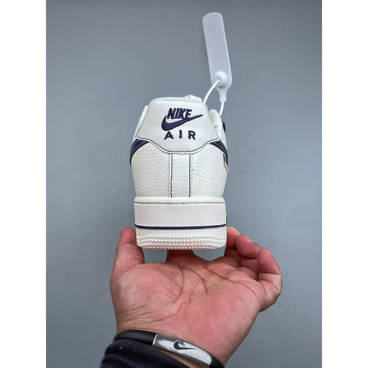 <p>XC版 Nike Air Force1 07 low &nbsp;联名款</p>