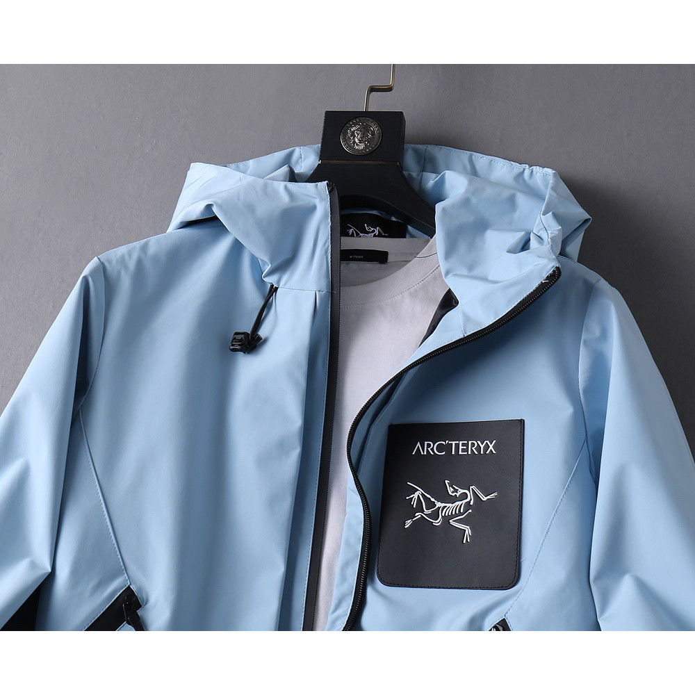 <p>Arc'teryx 新款男士夹克外套</p>