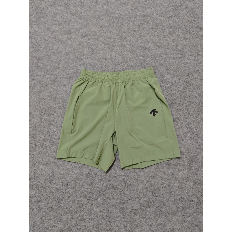 <p>DESCENTE 速乾短褲(綠)</p>