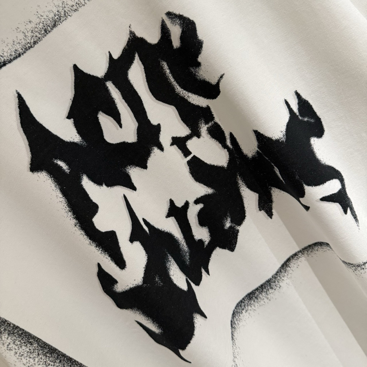 <p>ACNE&nbsp;长袖T恤(白B15)</p>

<p>&nbsp;</p>