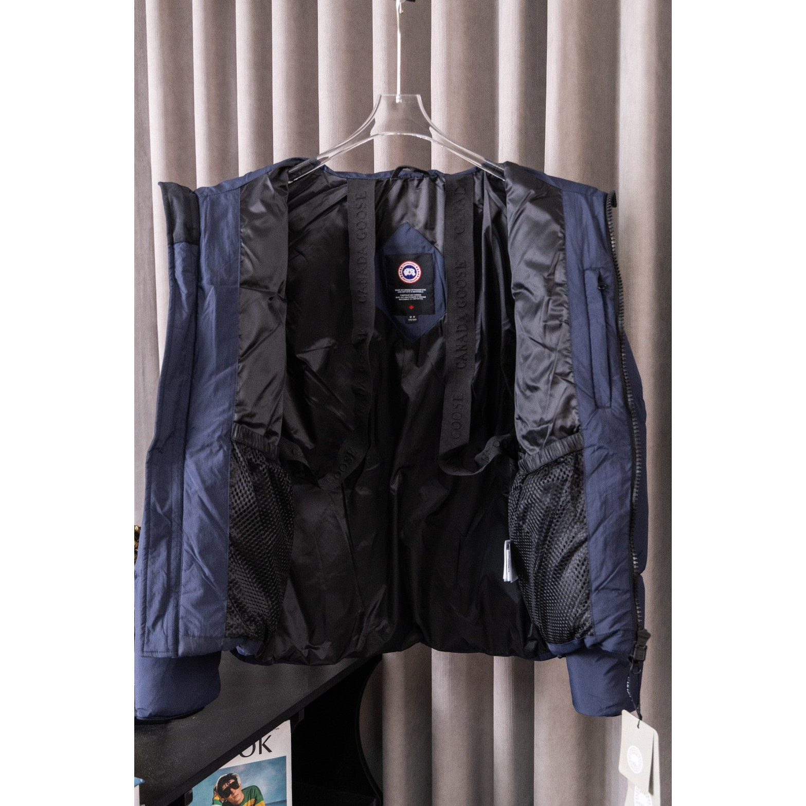 <p>Canada Goose Lawrence 系列2802立领羽绒服(军绿)</p>