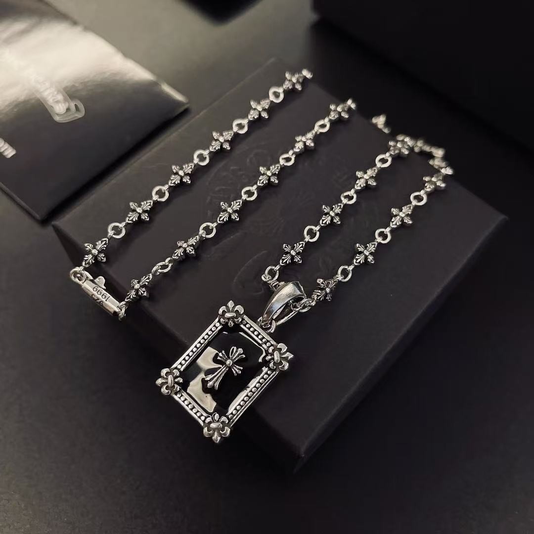 <p>CHROME HEARTS 项链</p>