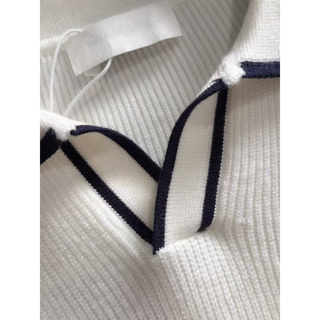 <p>GUCCI&nbsp;秋冬官网最新毛衣(白)</p>