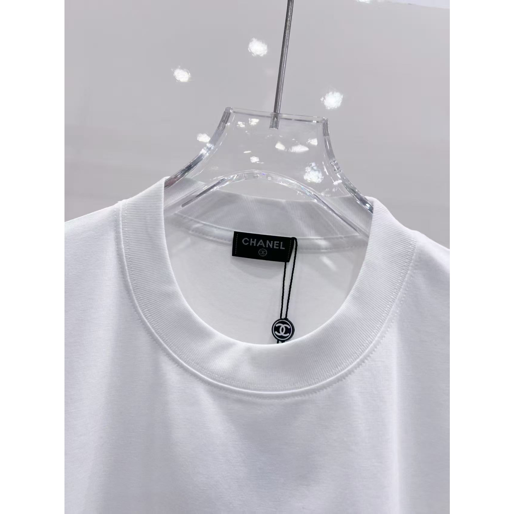 <p>CHANEL 短袖T恤(白)</p>
