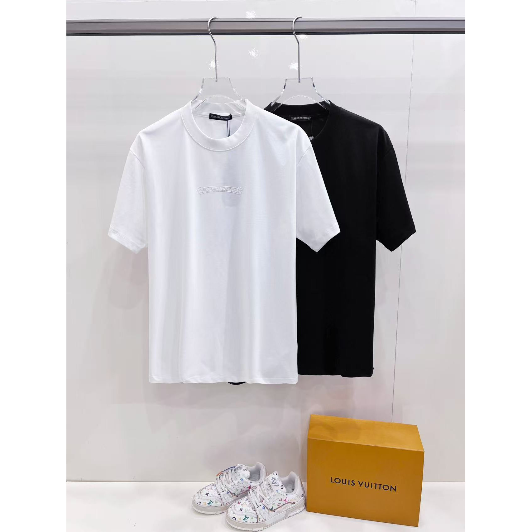 <p>CHROME HEARTS 短袖圆领T恤(白)</p>