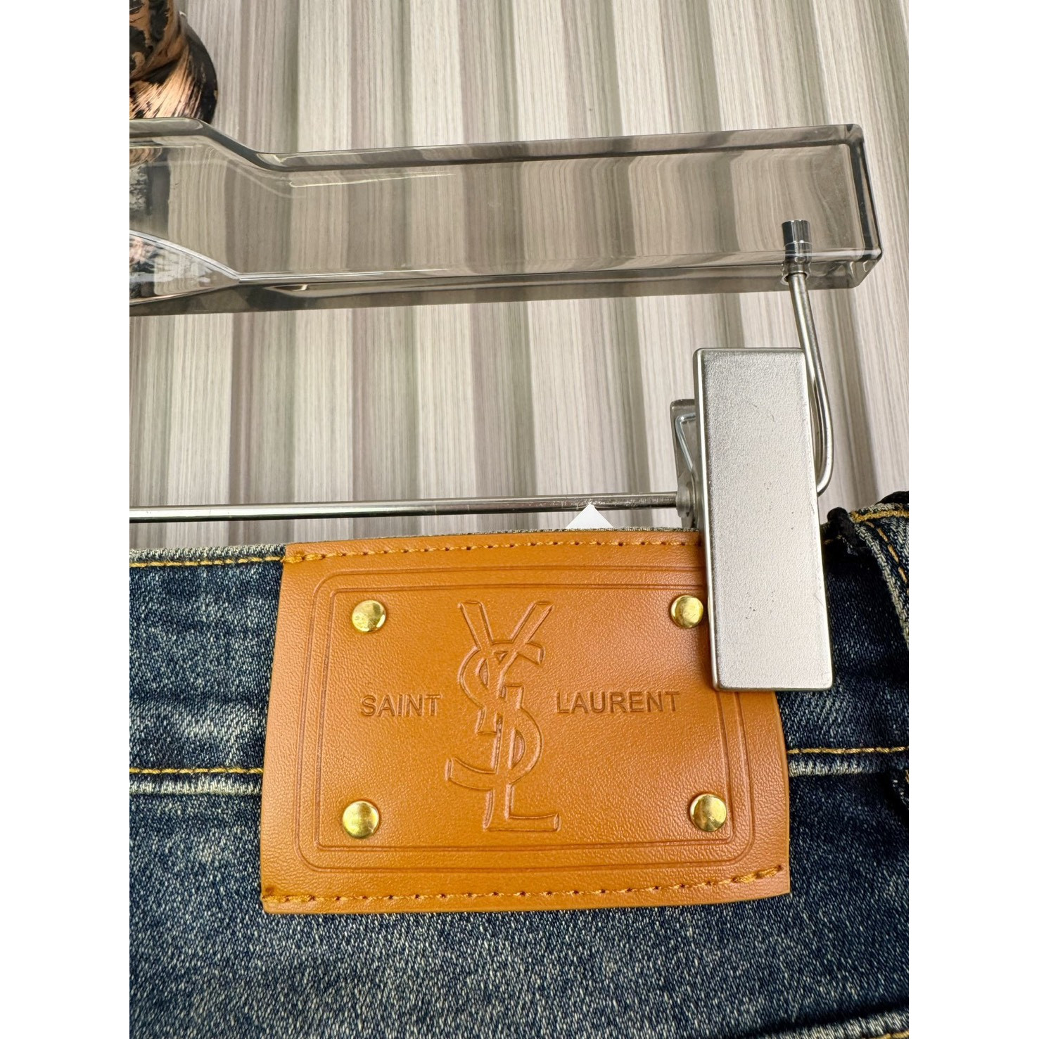 <p>YSL 休閒牛仔褲</p>