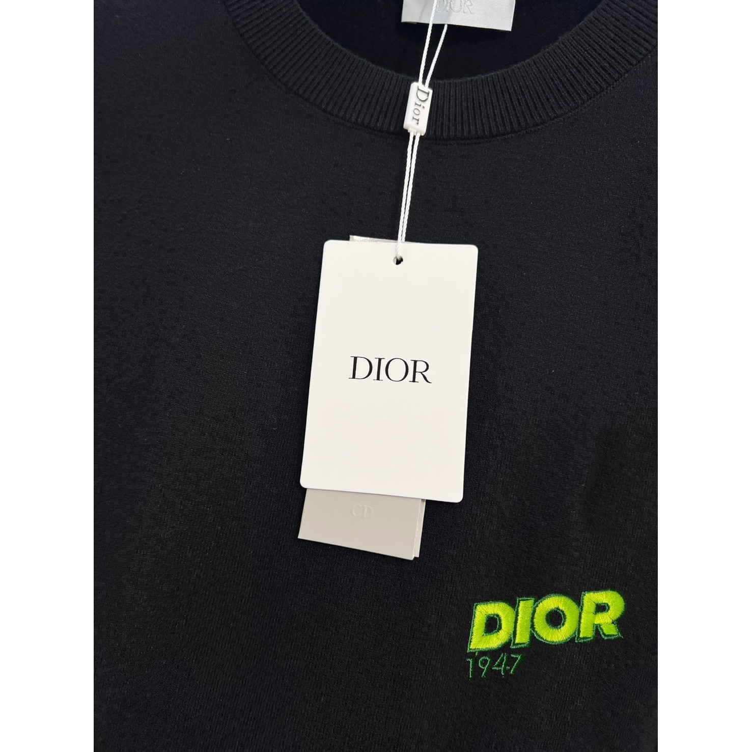 <p>DIOR 织羊毛短袖T恤(黑)</p>