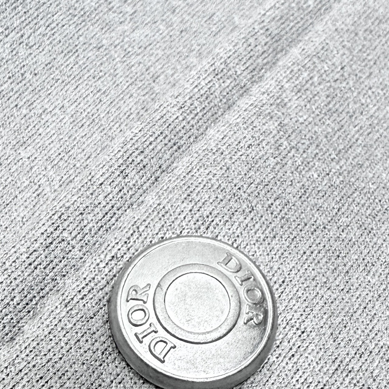 <p>Dior 棒球外套(白)</p>