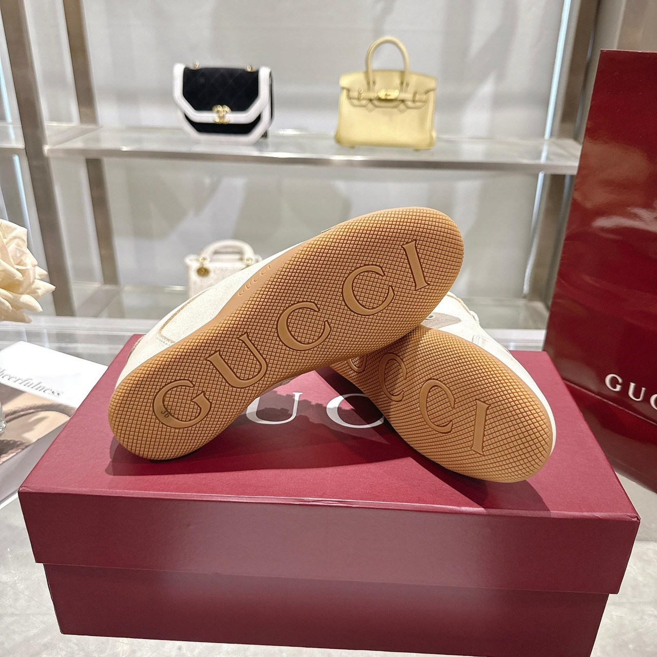 <p>GUCCI 德训鞋(女款-白)</p>
