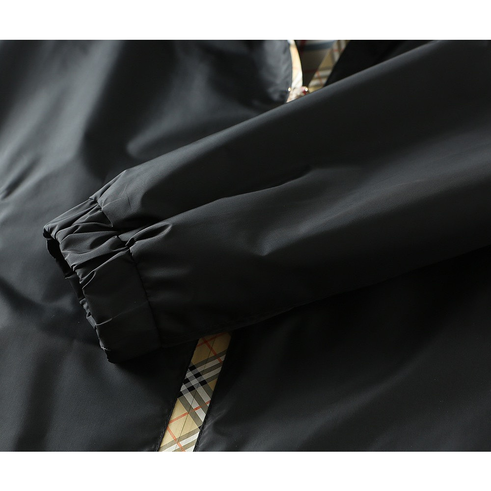 <p>BURBERRY 夹克外套(时尚设计师款)(黑)</p>