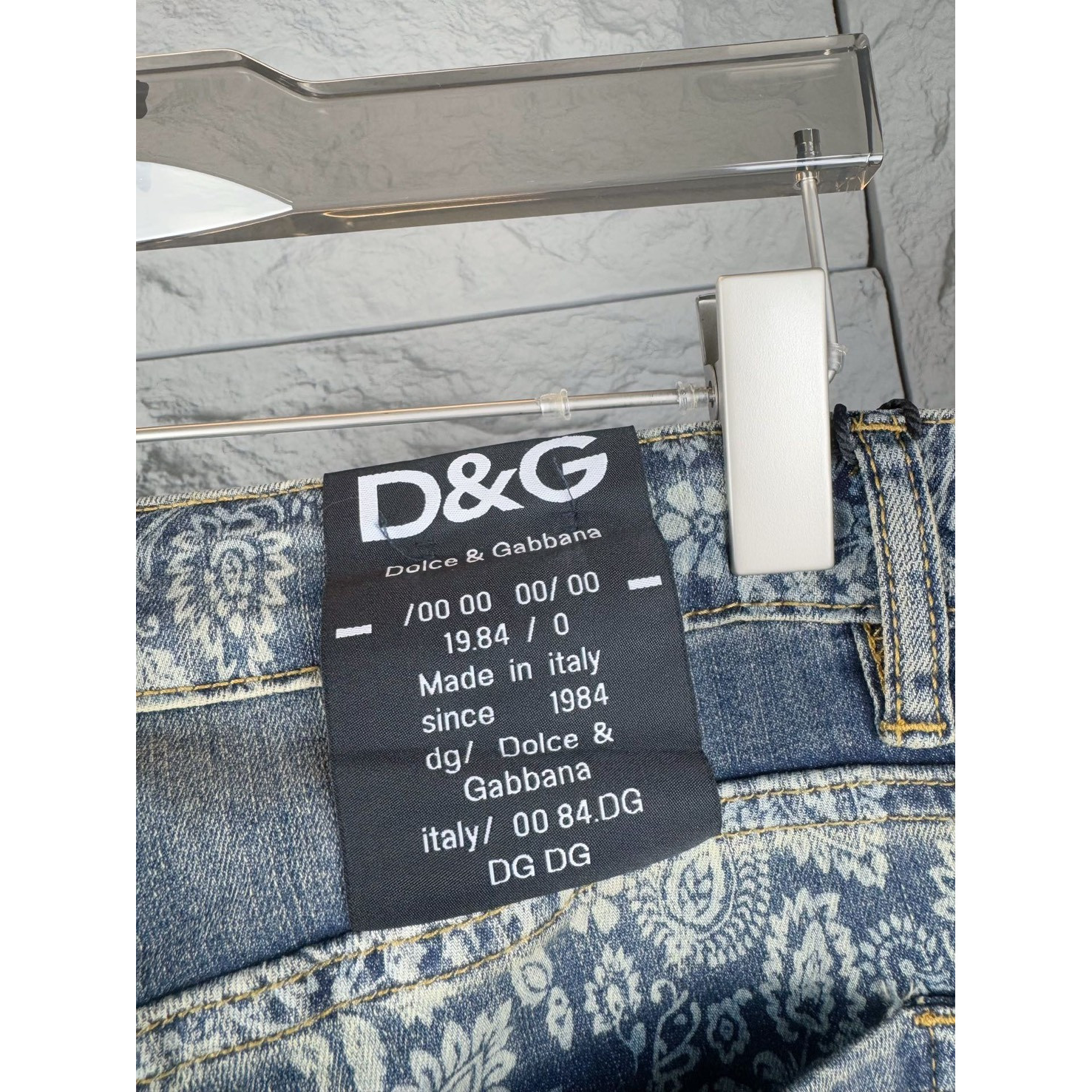 <p>D&amp;G 时尚牛仔褲</p>