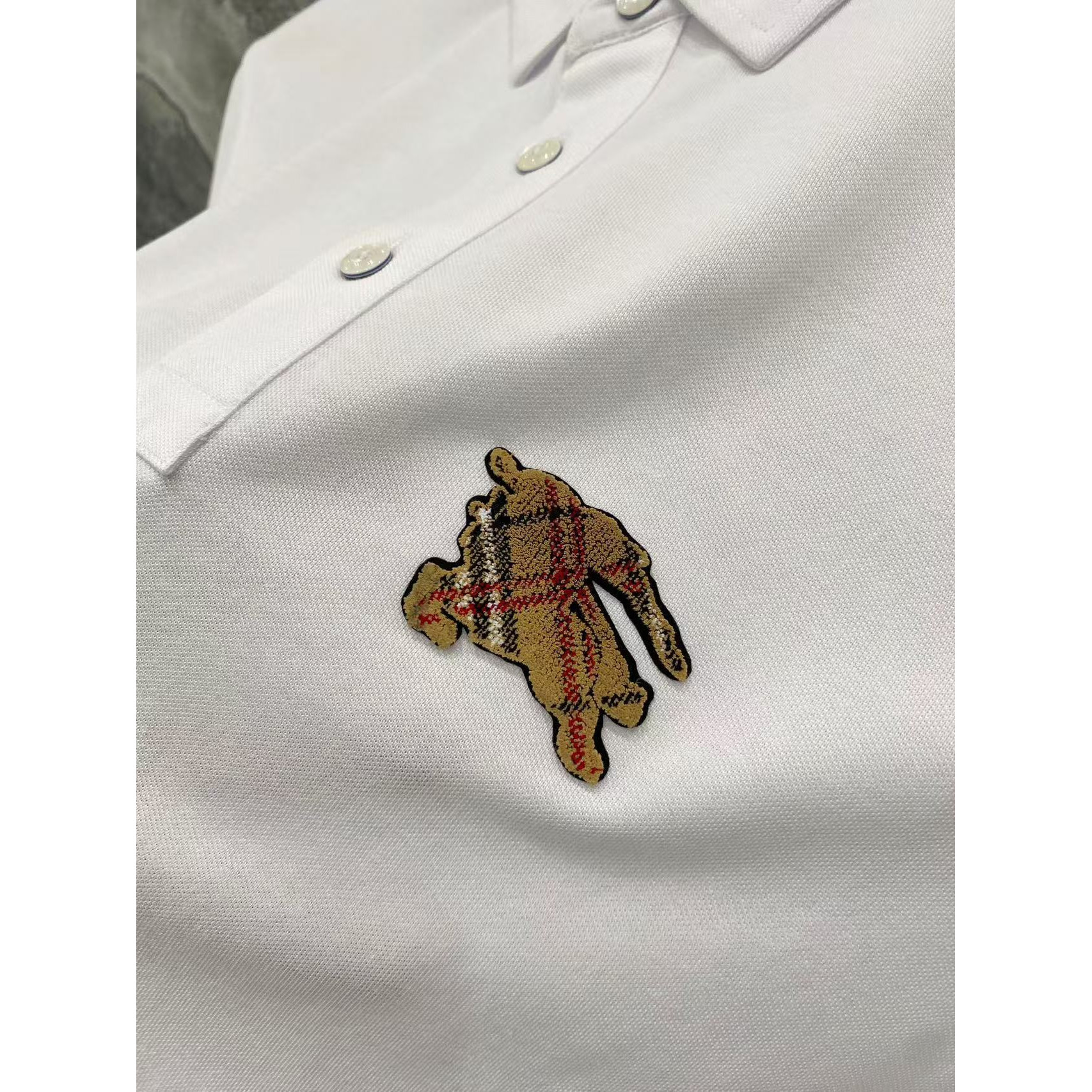 <p>Burberry 秋冬长袖Polo(782980)</p>