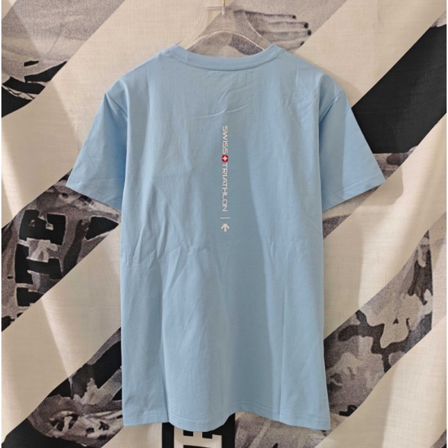 <p>DESCENTE 短袖T恤</p>