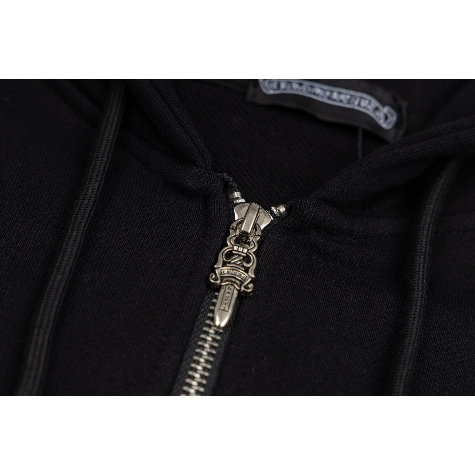 <p>CHROME HEARTS 拉链连帽外套(Y146)</p>

<p>&nbsp;</p>

<ul>
</ul>
