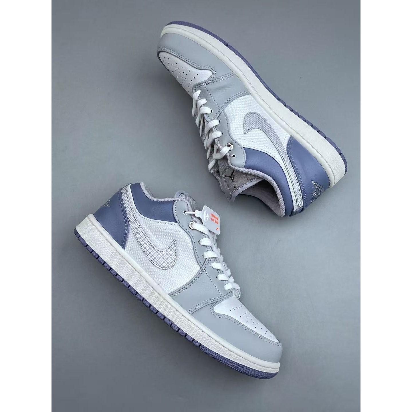 <p>NIke Air Jordan 1 Low (白灰蓝)</p>