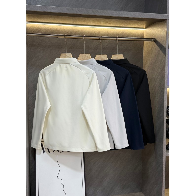 <p>DESCENTE 加絨POLO衫</p>